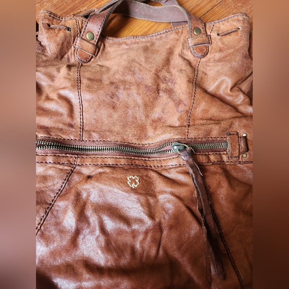 Lucky Brand Leather Purse ☘️ - Picture 5 of 9